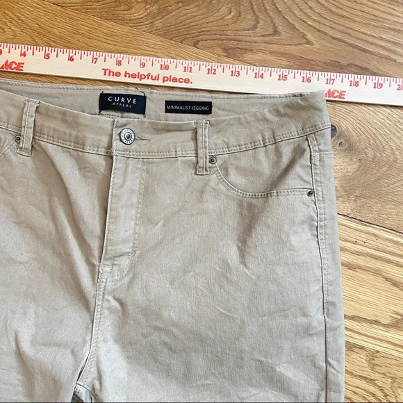 ❤️ SOLD ❤️ CURVE APPEAL MINIMALIST JEGGING IN TAN BEIGE 12 - Picture 5 of 9